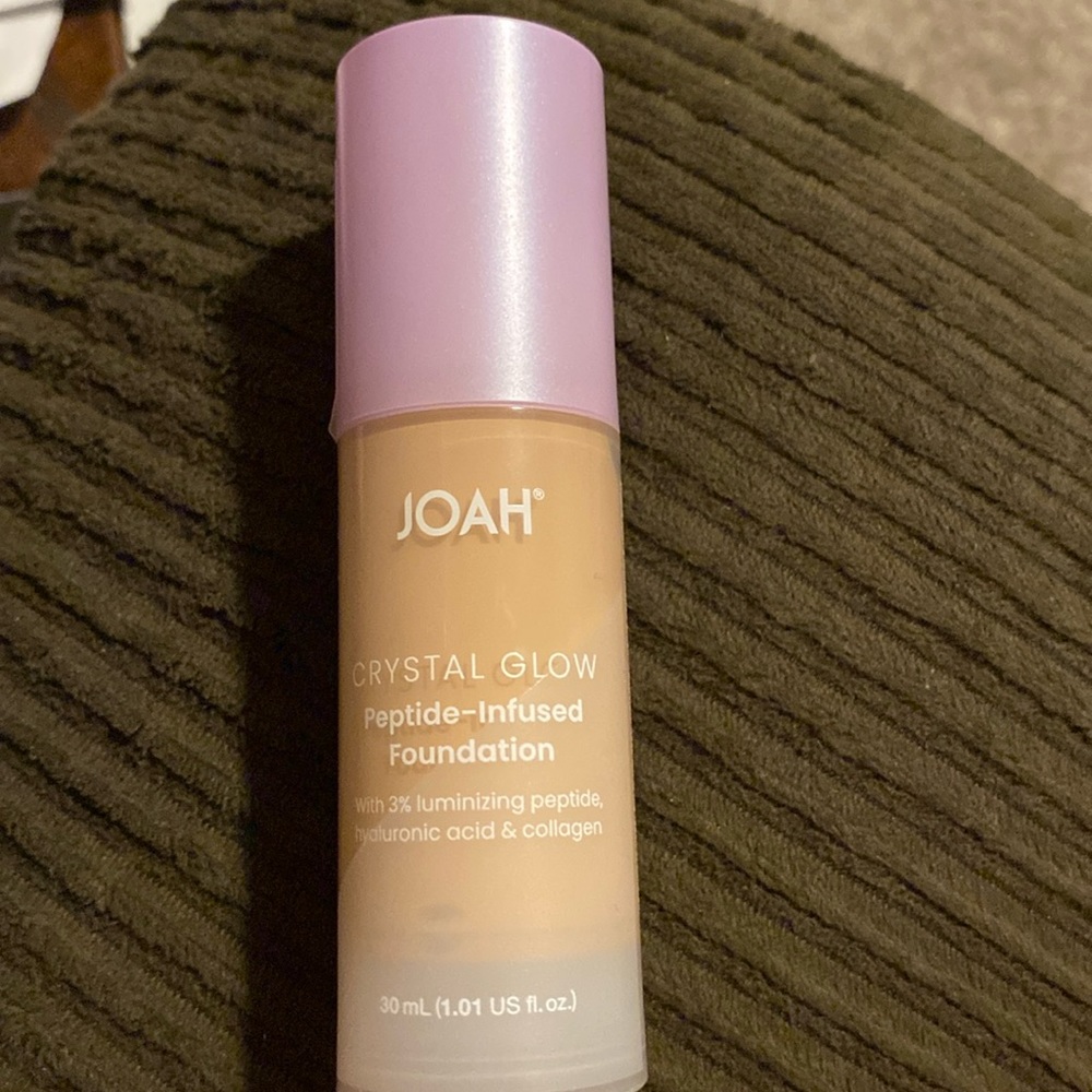 Korean makeup in fair with cool undertones